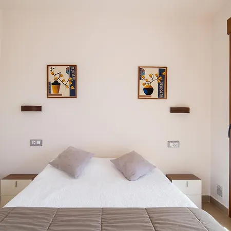Bella Villa *