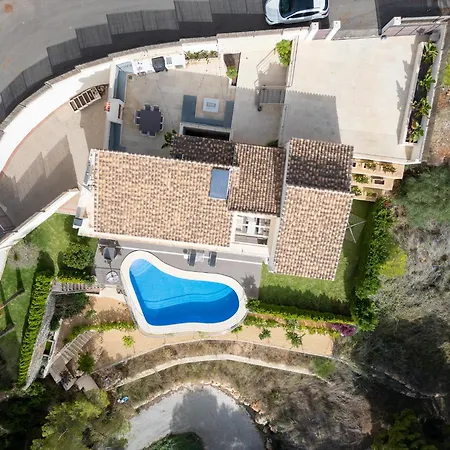 Bella Villa *